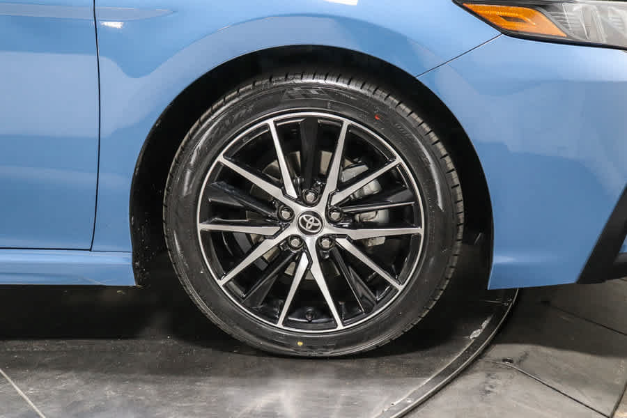 Certified 2024 Toyota Camry SE FWD image 11