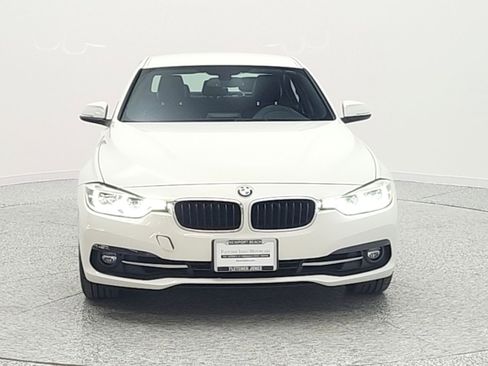 Used 2018 BMW 330i Sedan image 2