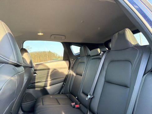 Certified 2025 Nissan Murano SV w/ Cargo Package image 28