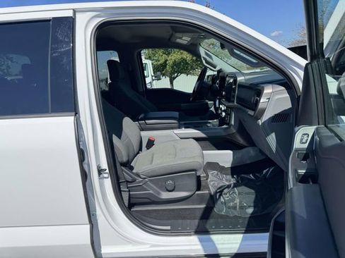 Used 2024 Ford F150 XLT w/ Mobile Office Package image 11