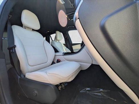 Certified 2026 Mercedes-Benz GLC 300 image 19