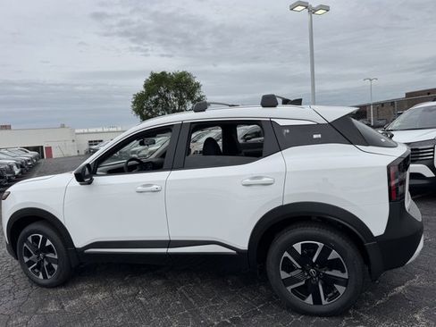 New 2026 Nissan Kicks SV w/ Cold Weather Package AWD/4WD image 19