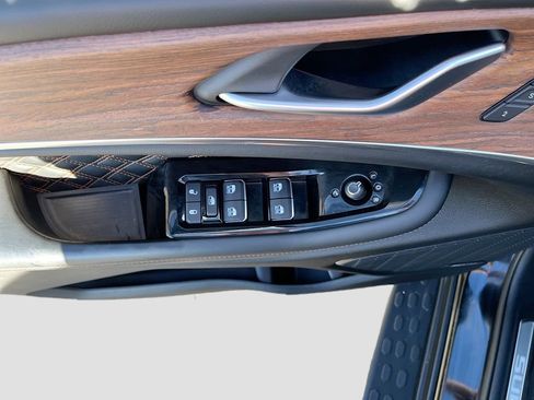 Used 2023 Jeep Grand Cherokee Summit image 18