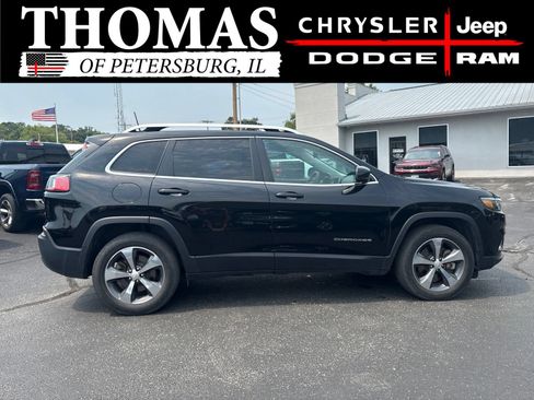 Used 2019 Jeep Cherokee Limited AWD/4WD image 8