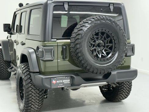 Used 2024 Jeep Wrangler Unlimited Sport AWD/4WD image 62