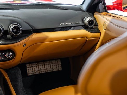 Used 2017 Ferrari F12 Berlinetta RWD image 57