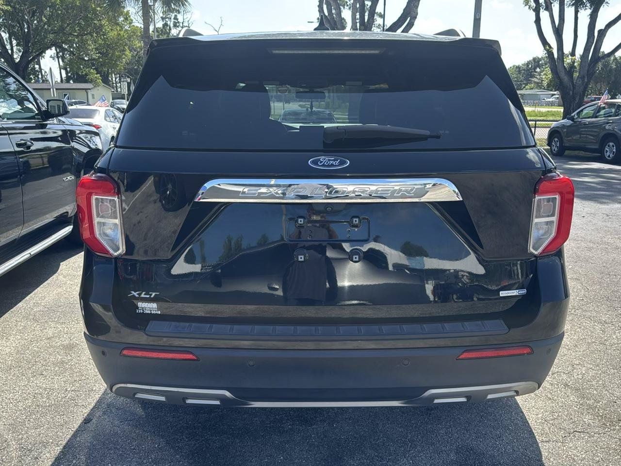 Used 2020 Ford Explorer XLT w/ Equipment Group 202A AWD/4WD image 7