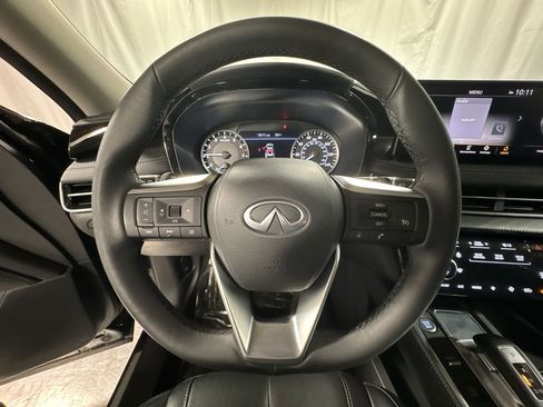 Certified 2025 INFINITI QX60 Pure image 24