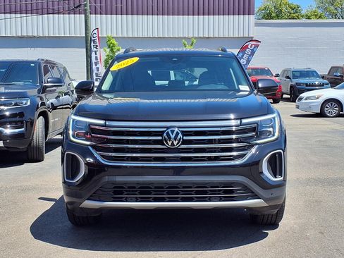 Used 2025 Volkswagen Atlas SE FWD image 23
