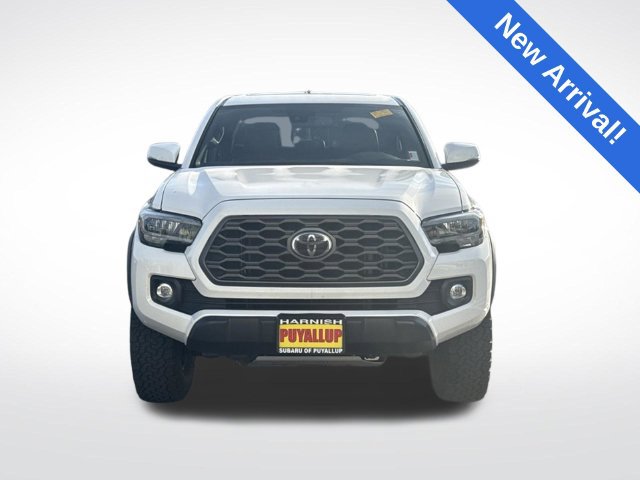 Used 2021 Toyota Tacoma TRD Off-Road w/ TRD Premium Off Road Package AWD/4WD image 3