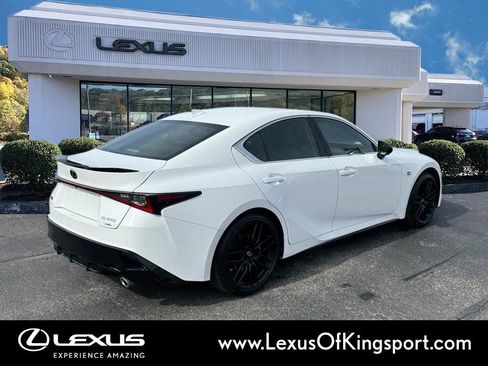 Used 2021 Lexus IS 350 F Sport w/ Dynamic Handling Package image 5