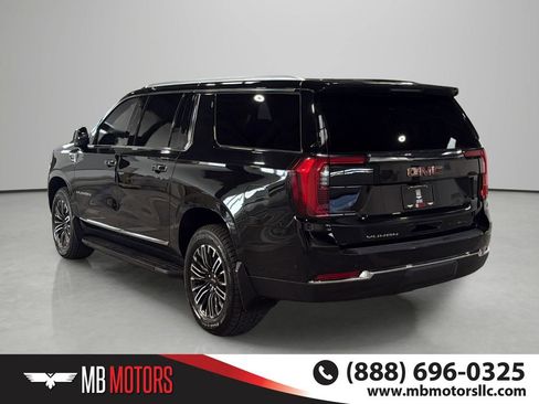 Used 2025 GMC Yukon XL Elevation AWD/4WD image 5