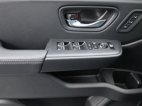 Used 2025 Honda Pilot Touring image 27