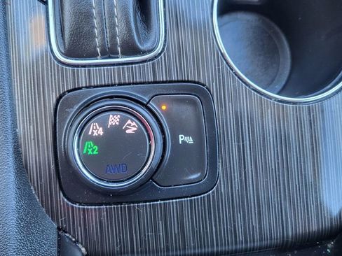 Used 2019 GMC Acadia SLT image 36