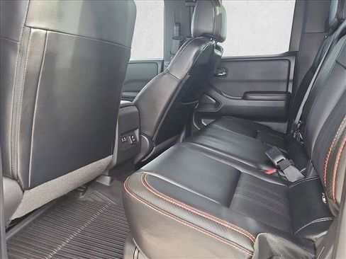 Used 2023 Nissan Frontier PRO-4X w/ Pro-4X Premium Package image 19