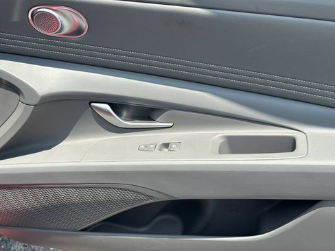 Certified 2026 Hyundai Elantra Sport FWD image 17