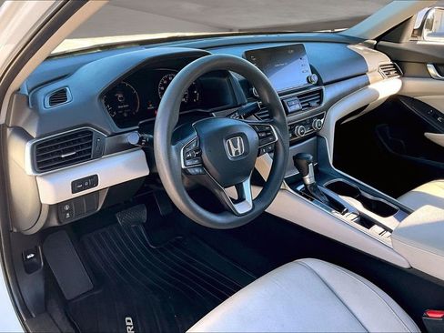 Used 2019 Honda Accord LX image 17