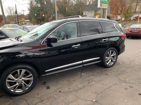 Used 2014 INFINITI QX60 AWD w/ Deluxe Touring Package image 11