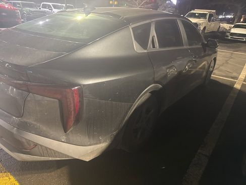 Used 2025 Kia K4 LXS image 4