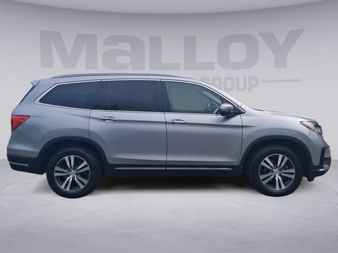 Used 2019 Honda Pilot Touring image 6