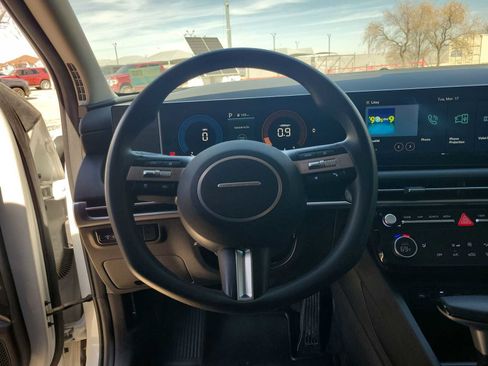 Used 2025 Hyundai Tucson SEL image 11