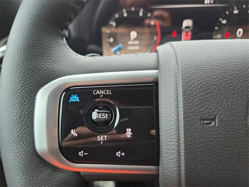 New 2025 Nissan Armada SL w/ Captain's Chari Seat Package image 22