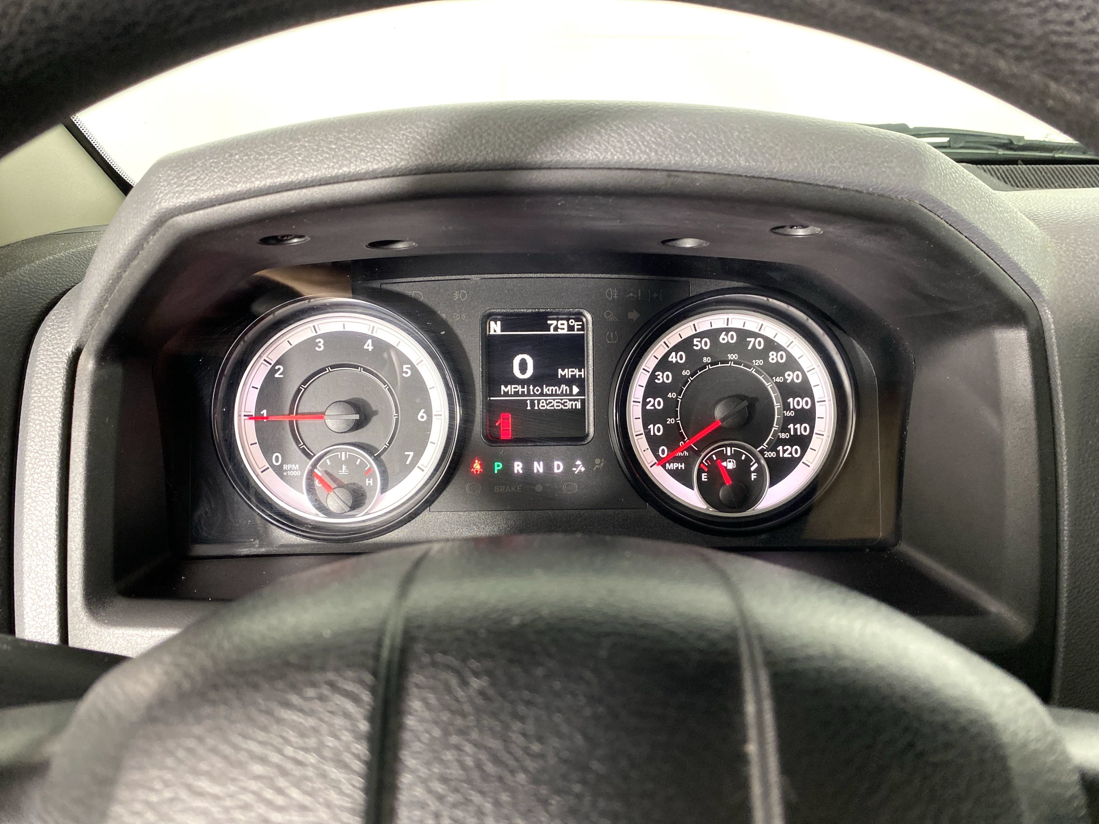 Used 2017 RAM 1500 Classic SLT RWD image 17