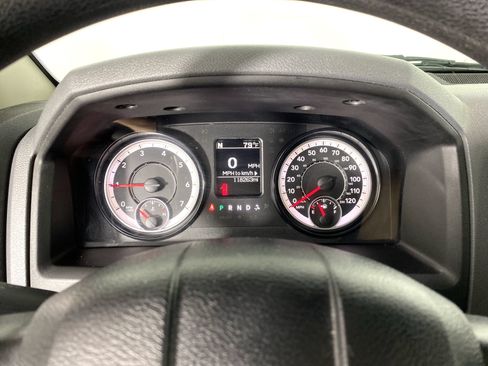 Used 2017 RAM 1500 Classic SLT RWD image 17