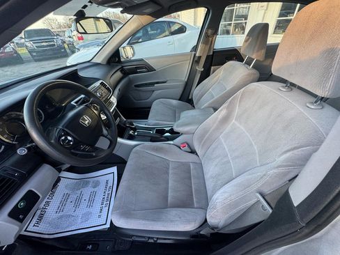 Used 2014 Honda Accord EX image 11