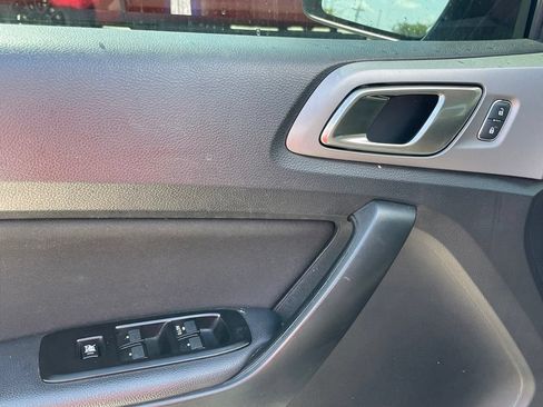 Used 2019 Ford Ranger XLT w/ Equipment Group 302A Luxury RWD image 11