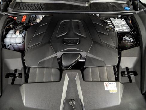 Certified 2024 Porsche Cayenne image 35