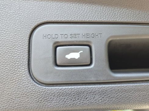 Used 2023 Acura MDX SH-AWD w/ Advance Package image 18