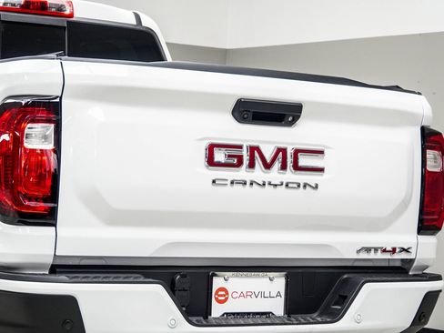 Used 2024 GMC Canyon AT4X image 13