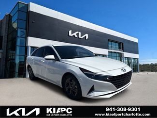 Used 2021 Hyundai Elantra Blue video 1