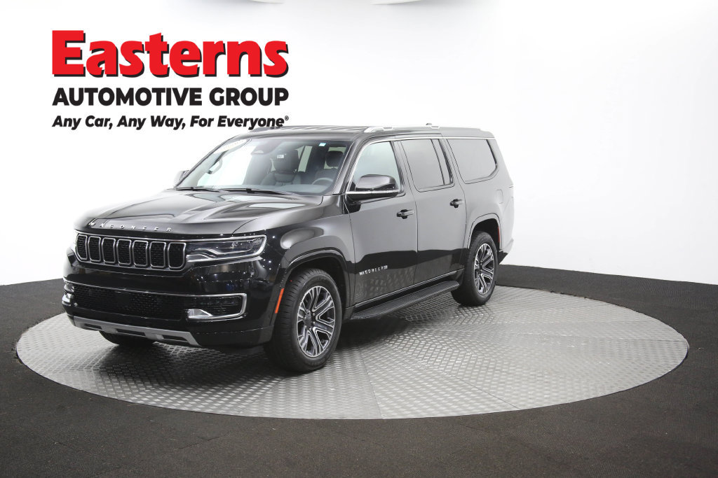 Used 2024 Jeep Wagoneer L Series II RWD image 64