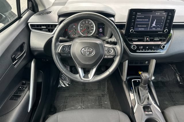 Certified 2022 Toyota Corolla Cross LE w/ Moonroof Package FWD image 18