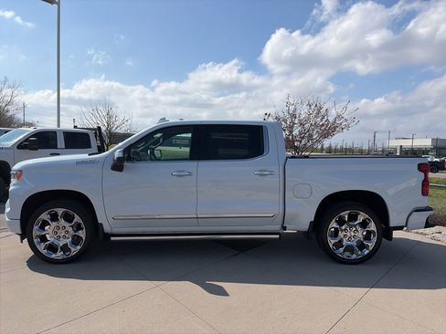 Used 2026 Chevrolet Silverado 1500 High Country image 5