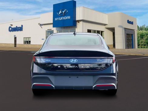 New 2026 Hyundai Sonata SE image 6