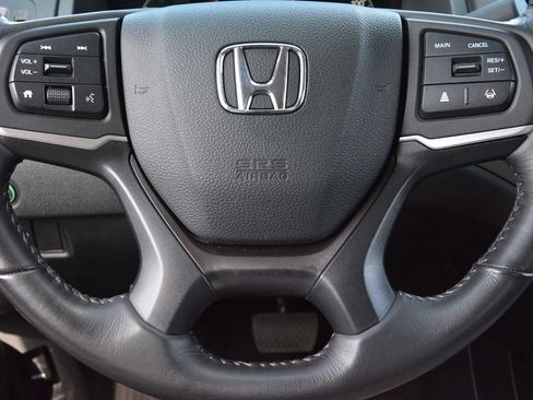 Used 2025 Honda Ridgeline Sport image 27