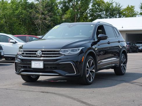 Used 2022 Volkswagen Tiguan SEL R-Line AWD/4WD image 7