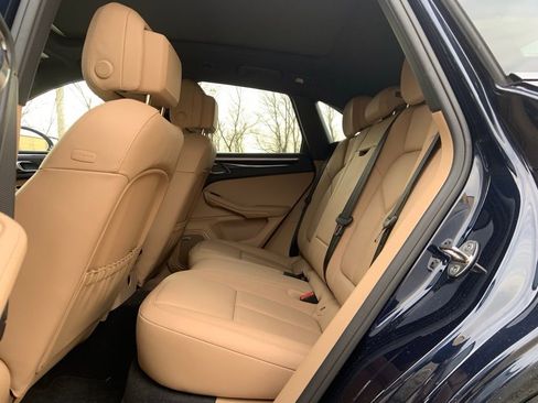 Used 2019 Porsche Macan S image 13