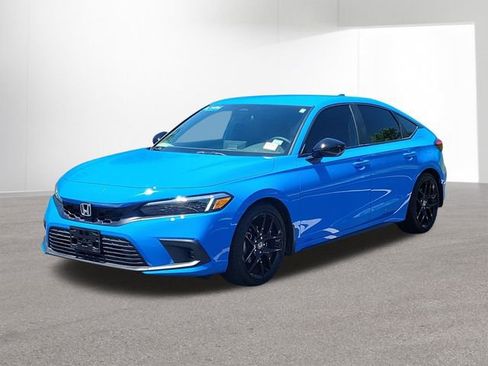 Used 2023 Honda Civic Sport image 1