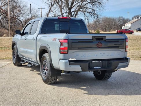 Used 2025 Nissan Frontier PRO-4X w/ Pro Premium Package image 5