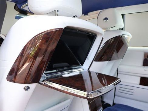Certified 2023 Rolls-Royce Phantom Extended Wheelbase w/ Leather Finishing Pack RWD image 15