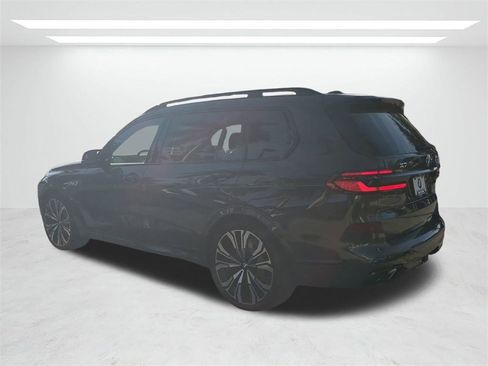 New 2026 BMW X7 M60i image 6