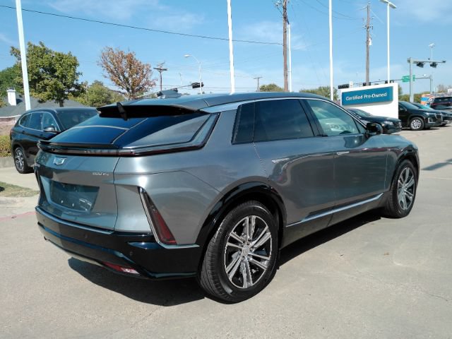 Used 2023 Cadillac Lyriq AWD image 8