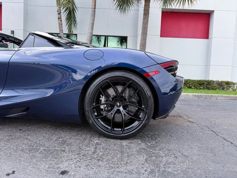 Used 2020 McLaren 720S Performance image 16