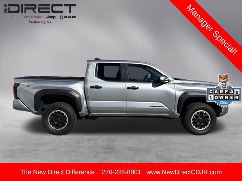 Used 2024 Toyota Tacoma TRD Off-Road image 7
