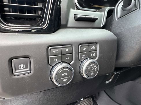 New 2026 GMC Sierra 2500 AT4X w/ AT4X AEV Edition AWD/4WD image 39