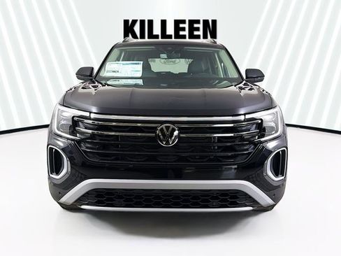 New 2026 Volkswagen Atlas Peak Edition AWD/4WD image 2